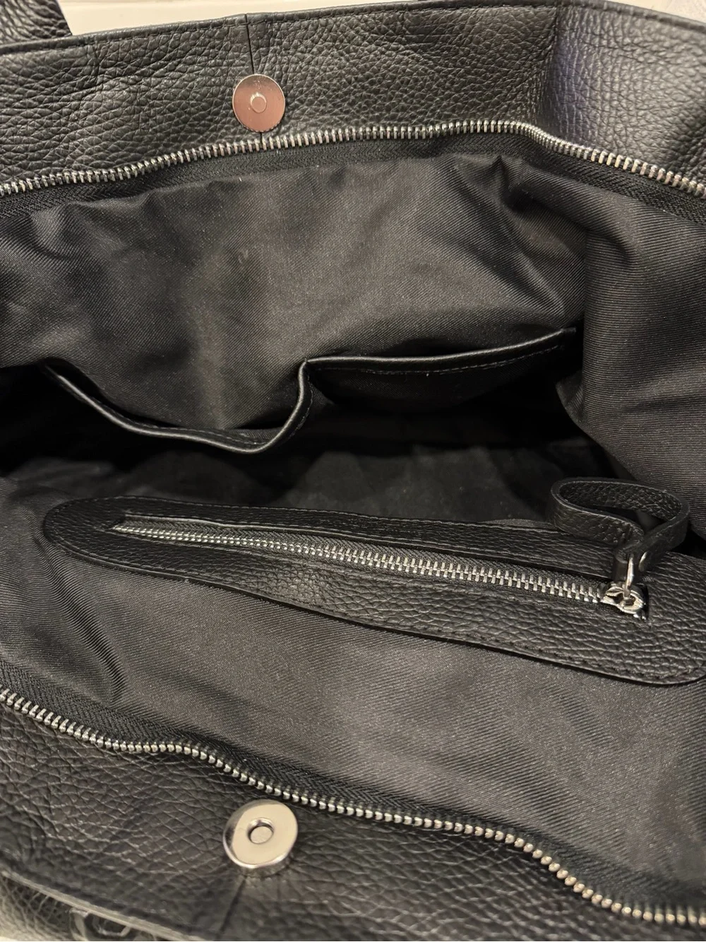 IO PELLE Large Multi-Skull Bag!